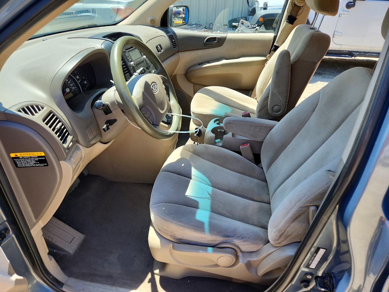 Kia Sedona Lx