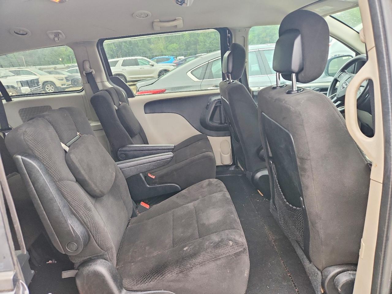 Dodge Caravan Sxt