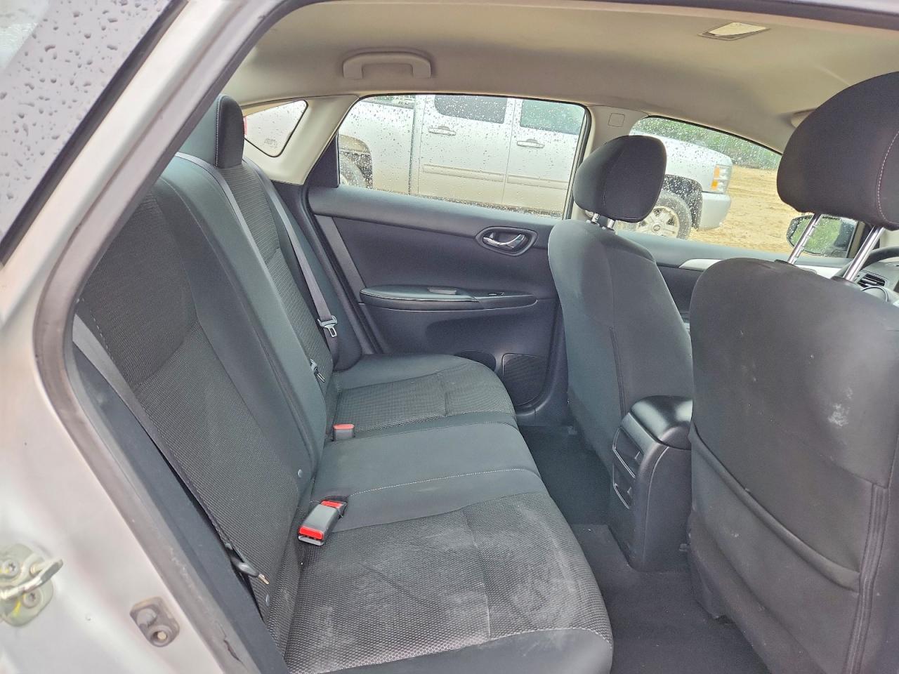 Nissan Sentra S