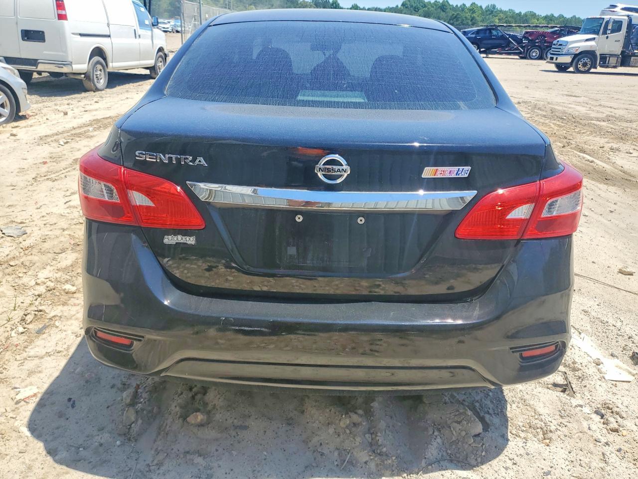 Nissan Sentra S