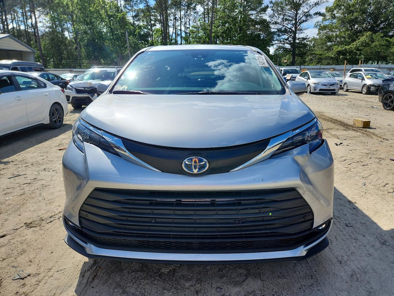 Toyota Sienna Xle 7-passenger