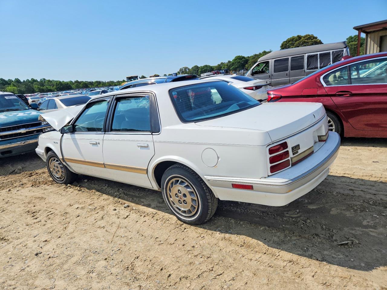 Oldsmobile Cutlass S