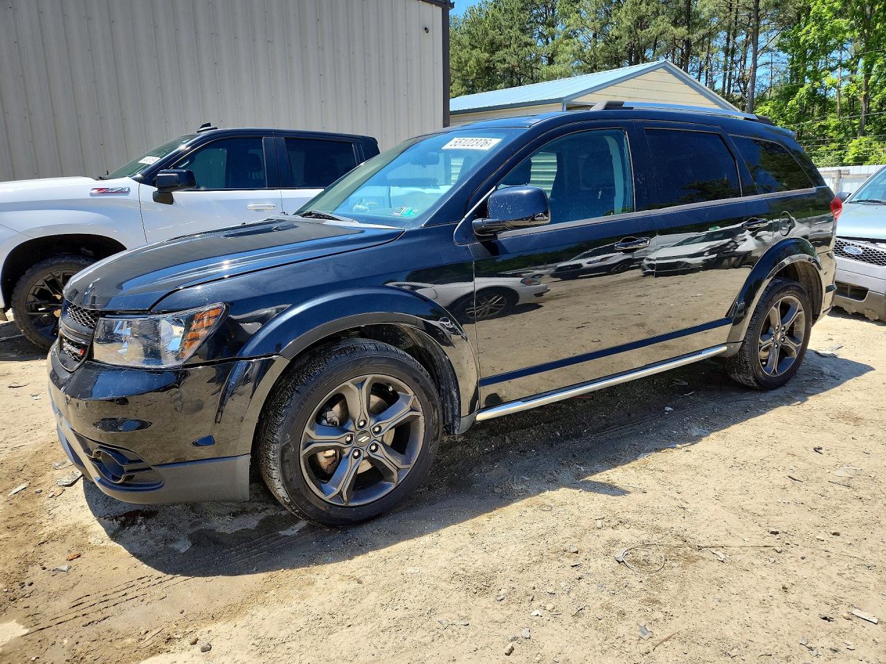 Salvage Dodge Journey Image