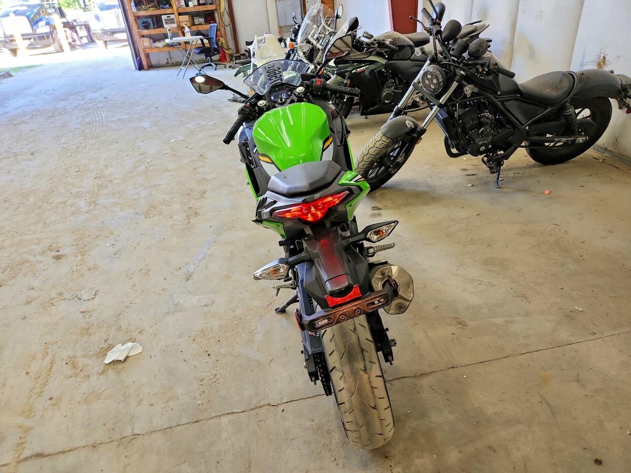 Kawasaki Ex H
