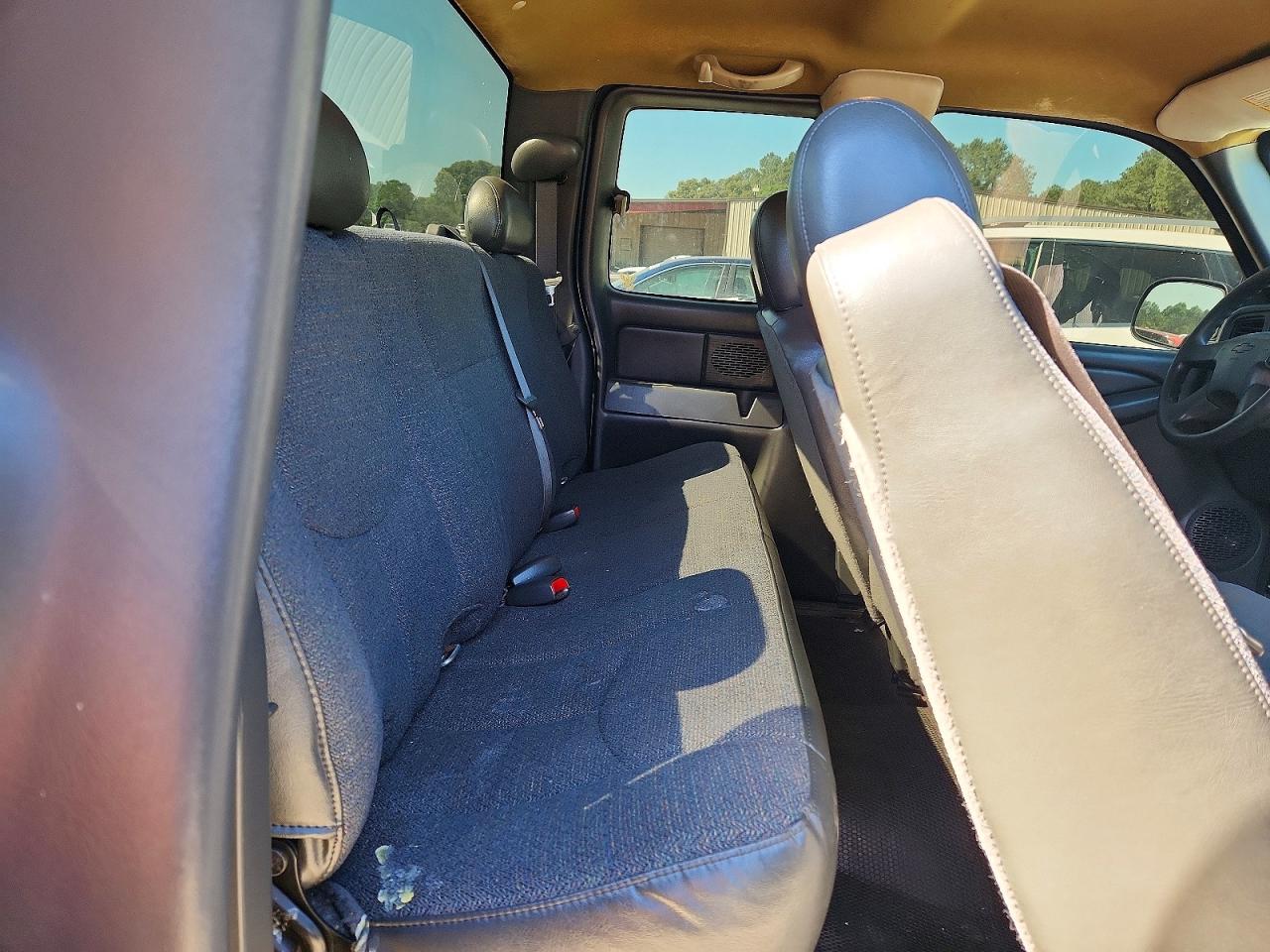 Chevrolet Silverado C1500