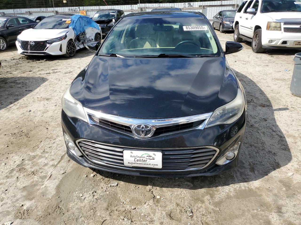 Toyota Avalon Base