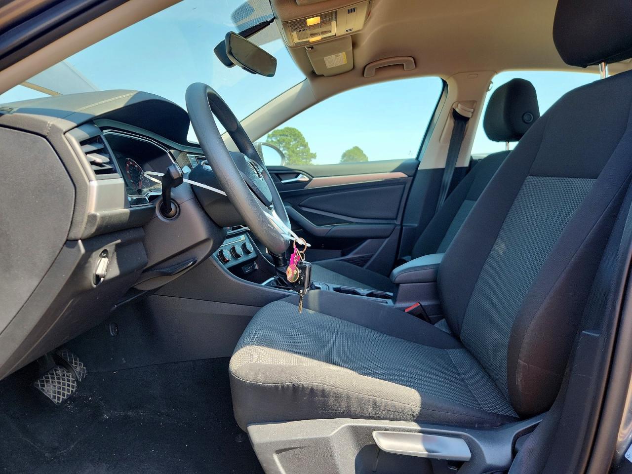 Volkswagen Jetta S
