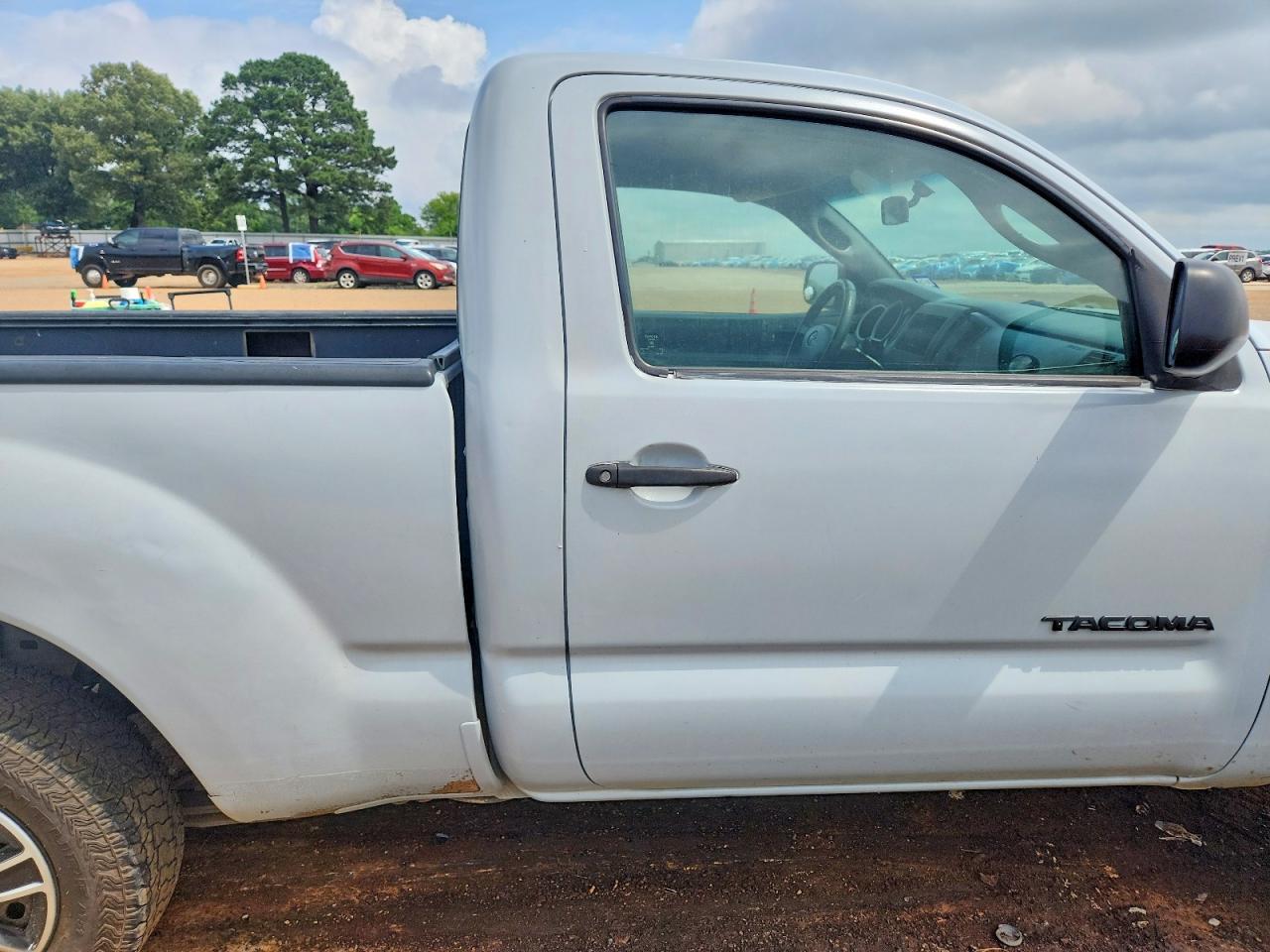 Toyota Tacoma Base