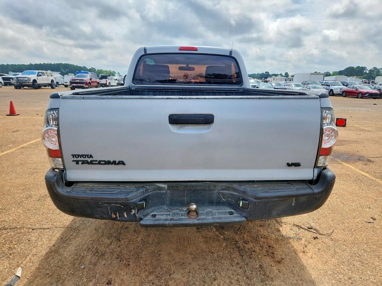 Toyota Tacoma Base