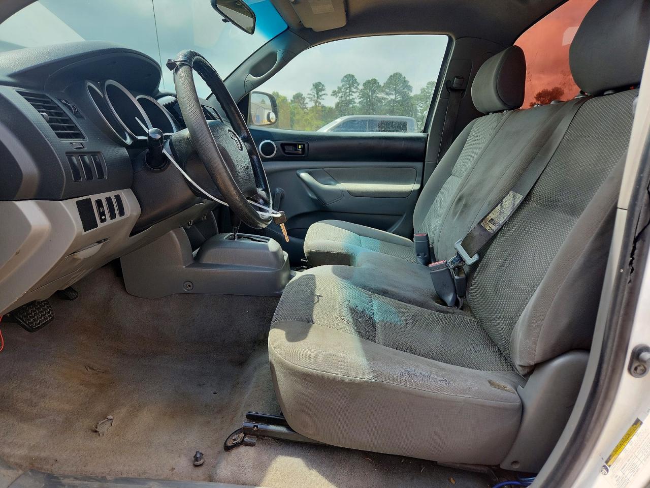 Toyota Tacoma Base