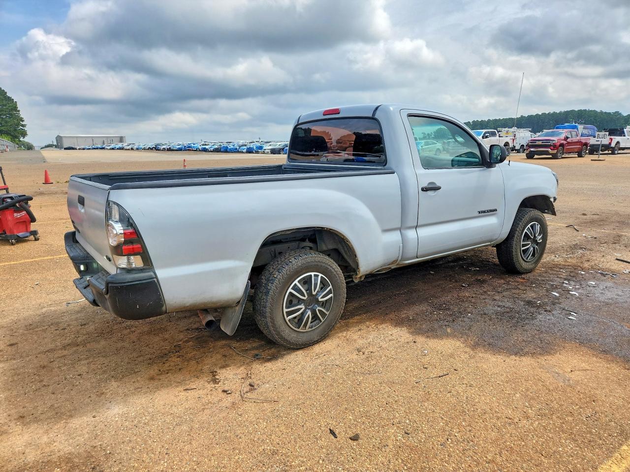 Toyota Tacoma Base