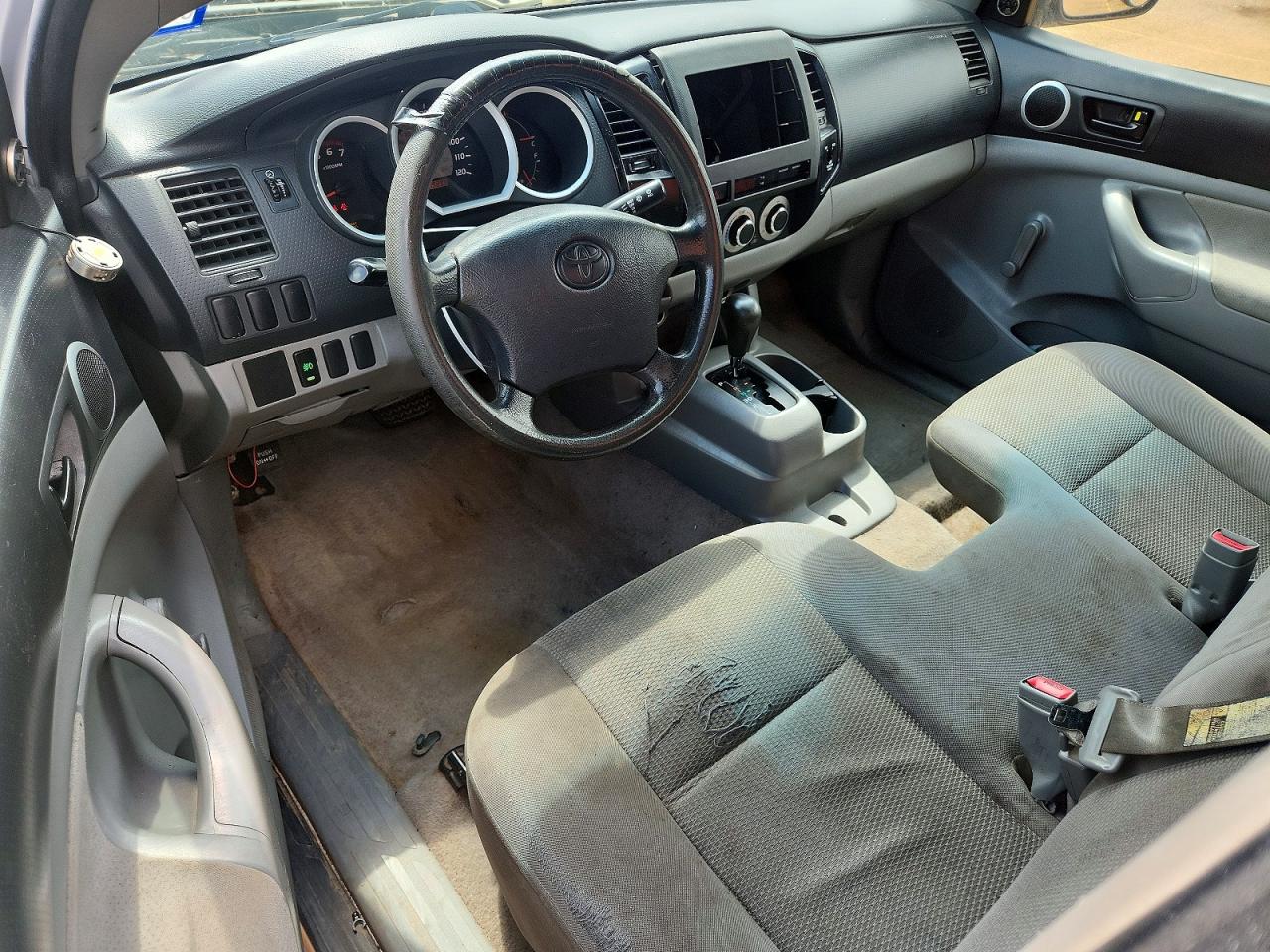 Toyota Tacoma Base