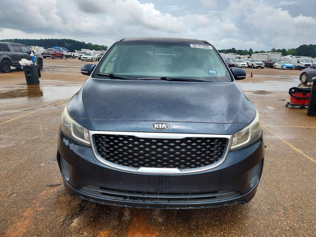 Kia Sedona Lx