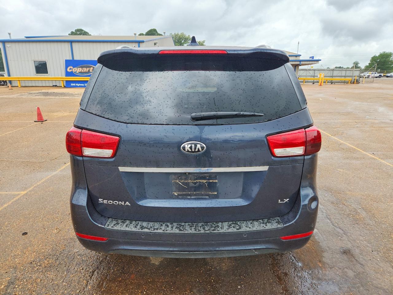 Kia Sedona Lx