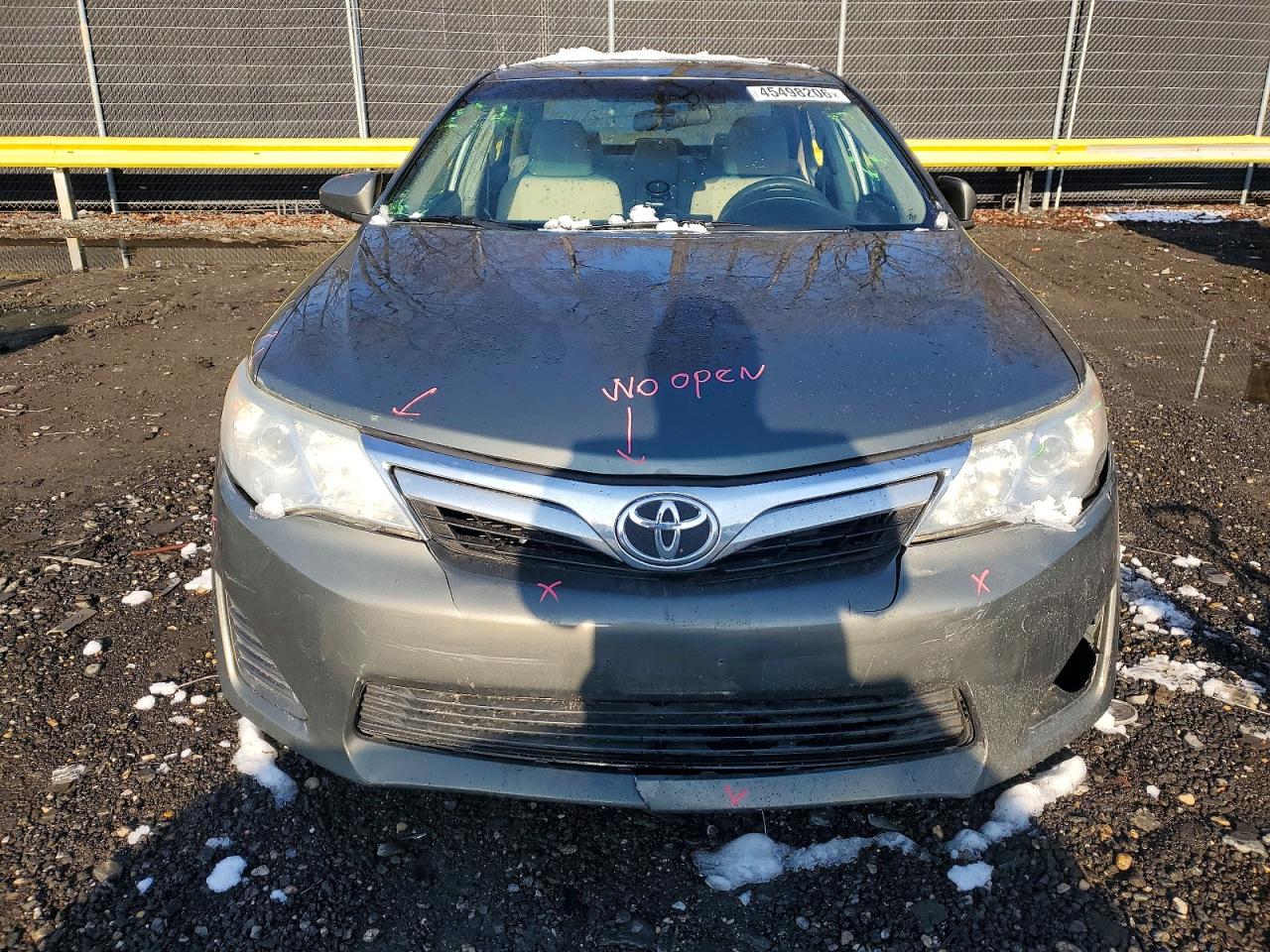 Toyota Camry Le