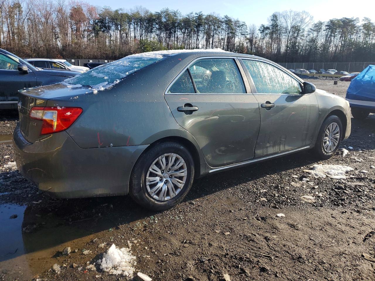 Toyota Camry Le