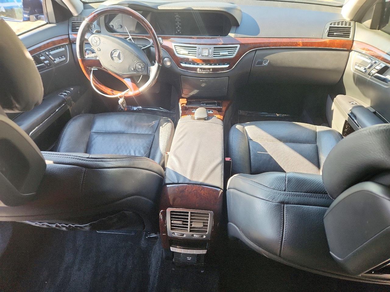 Mercedes-Benz S-Class 550 4matic