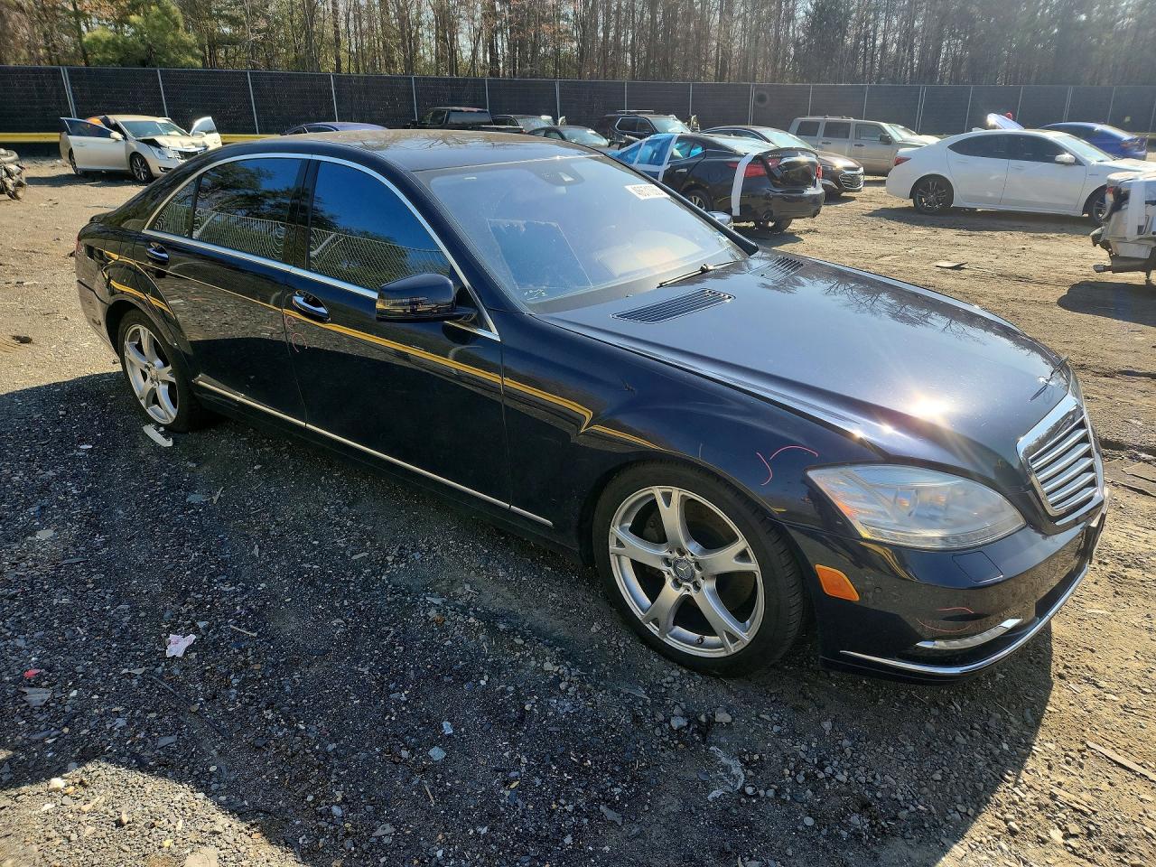 Mercedes-Benz S-Class 550 4matic