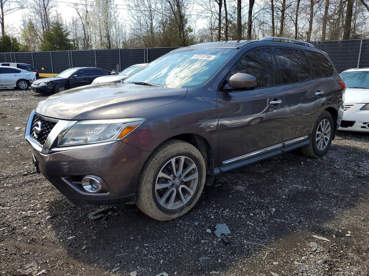 Salvage Nissan Pathfinder Image