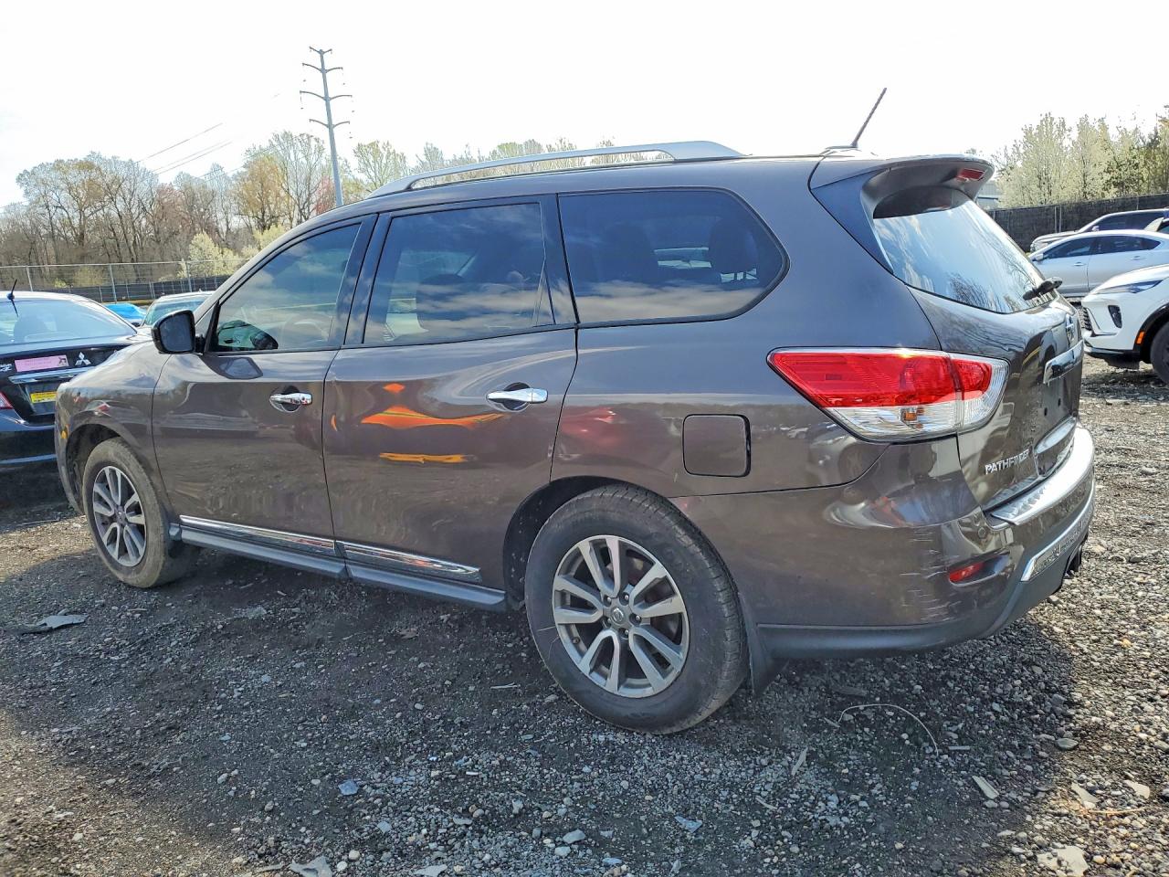 Nissan Pathfinder Sl