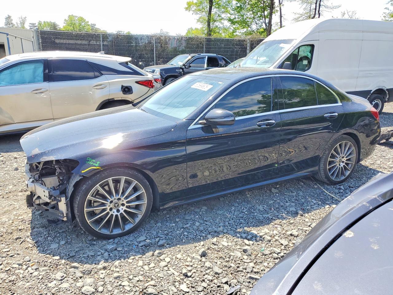 Salvage Mercedes-Benz C-Class Image