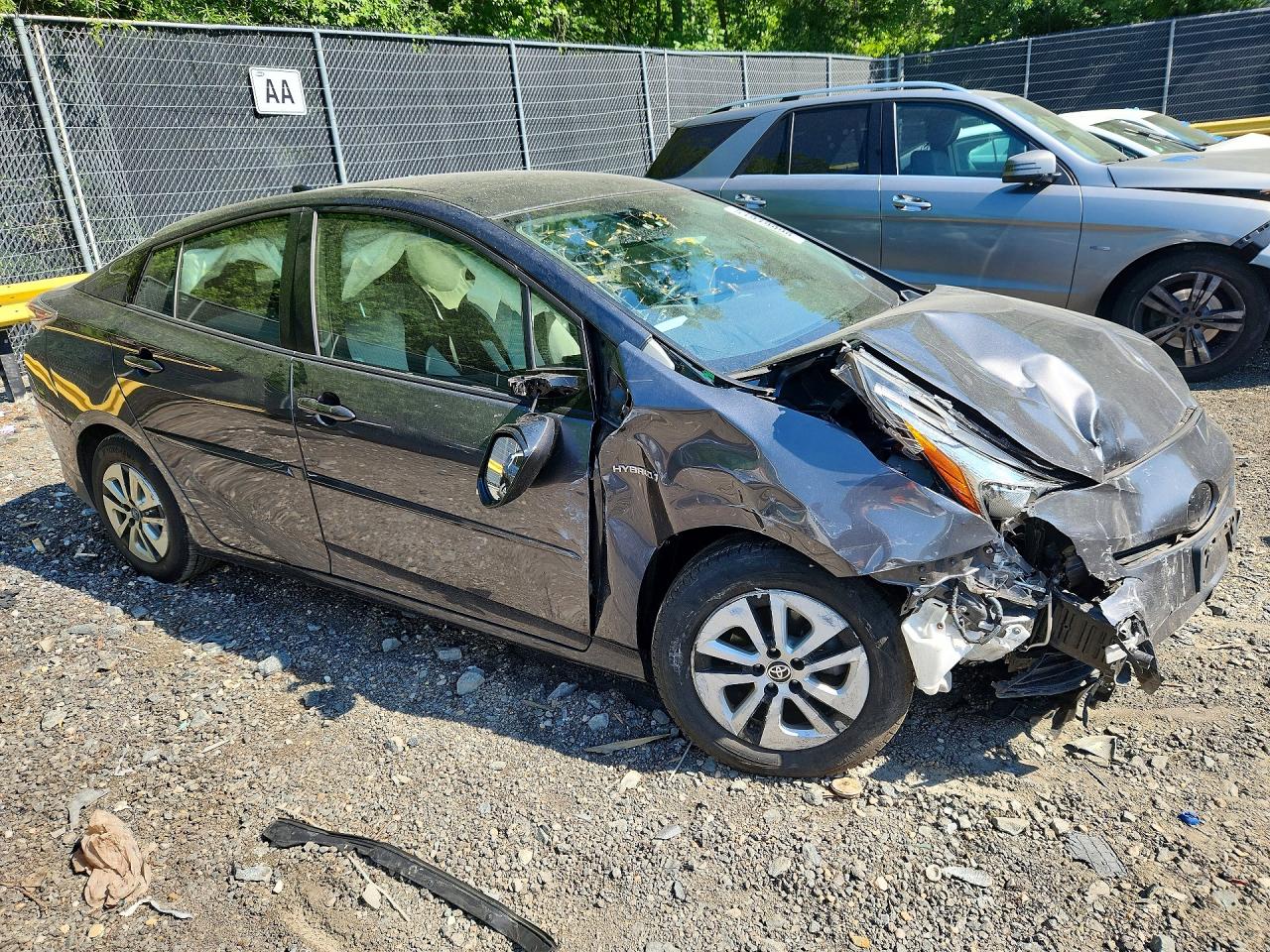 Toyota Prius Three