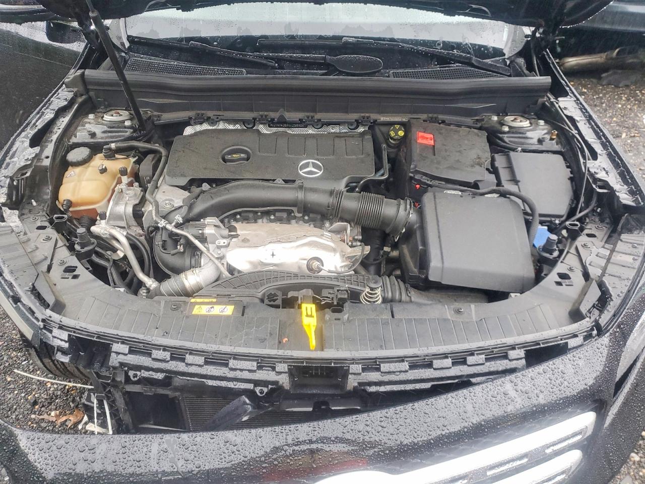 Mercedes-Benz GLB 250