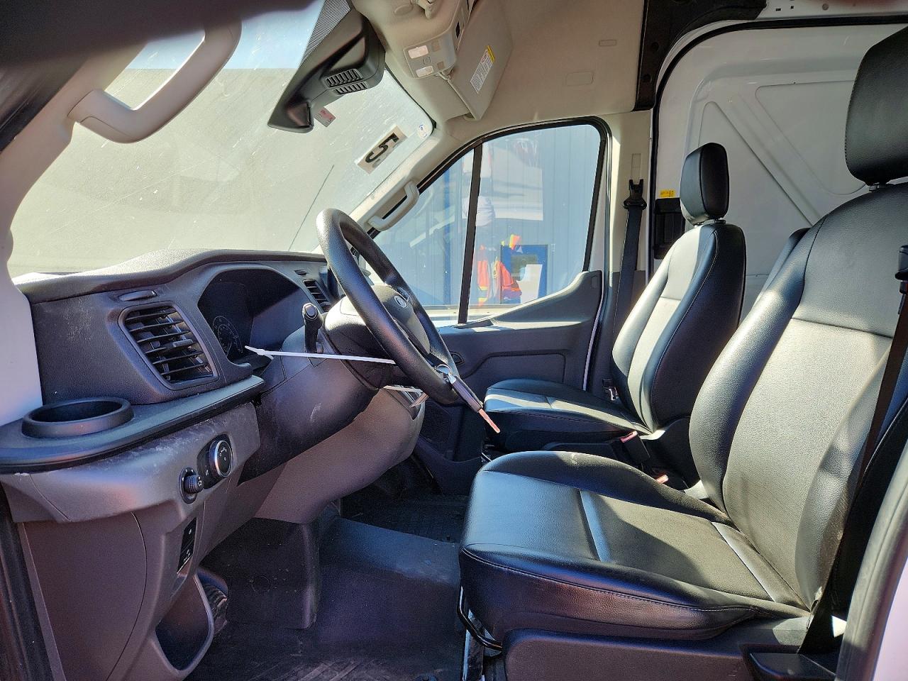Ford Transit T-250