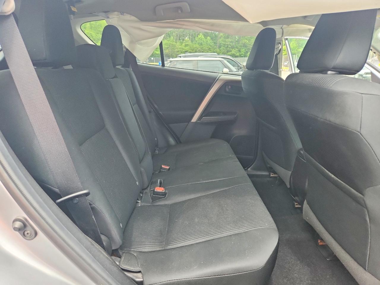 Toyota RAV4 Le