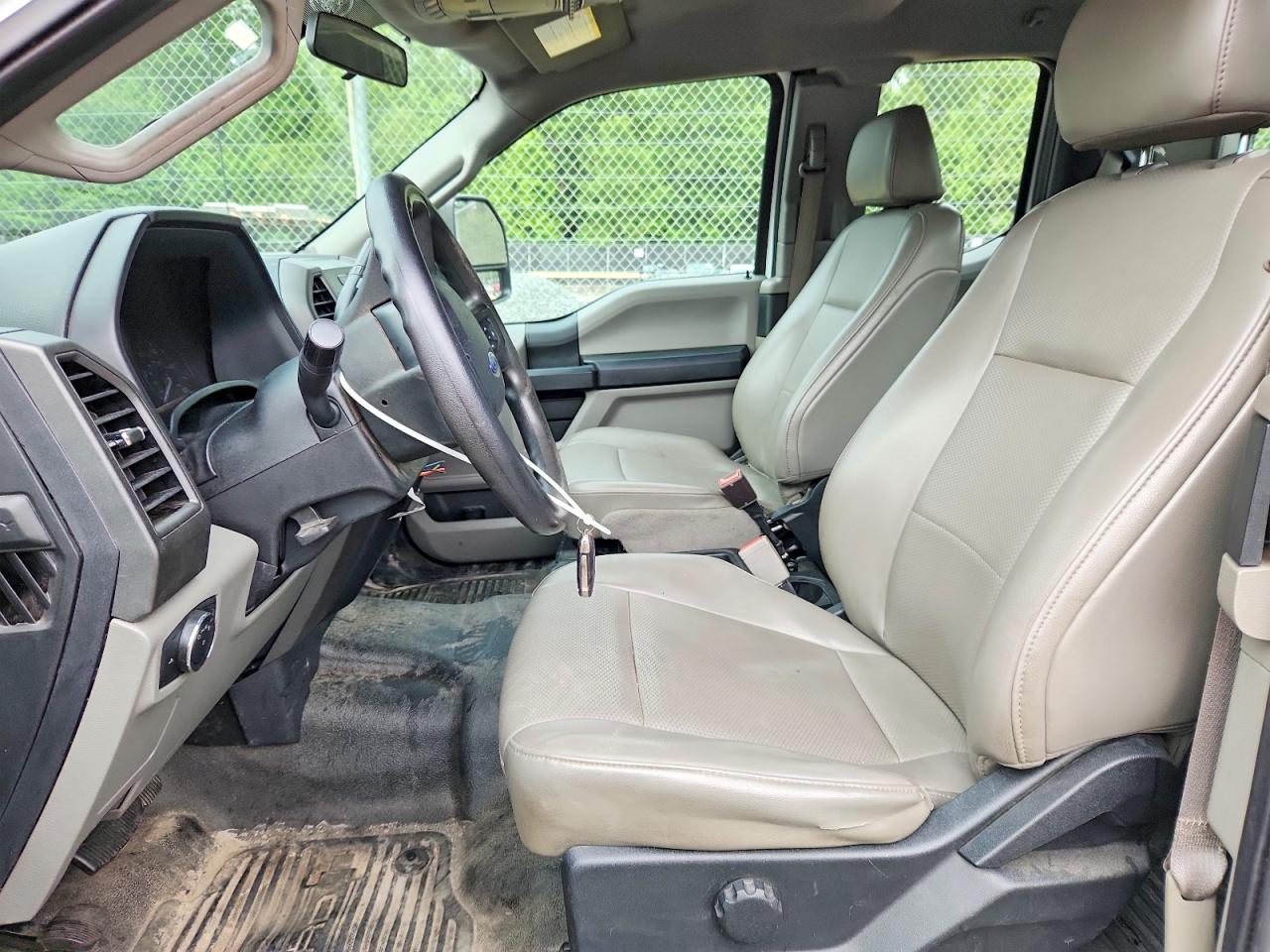 Ford F-350 Super Duty