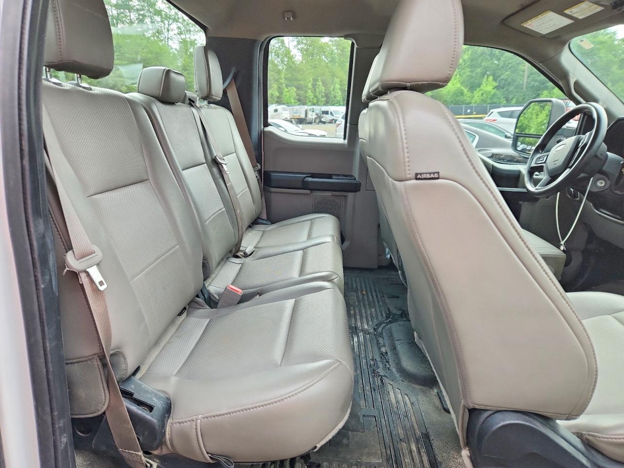 Ford F-350 Super Duty