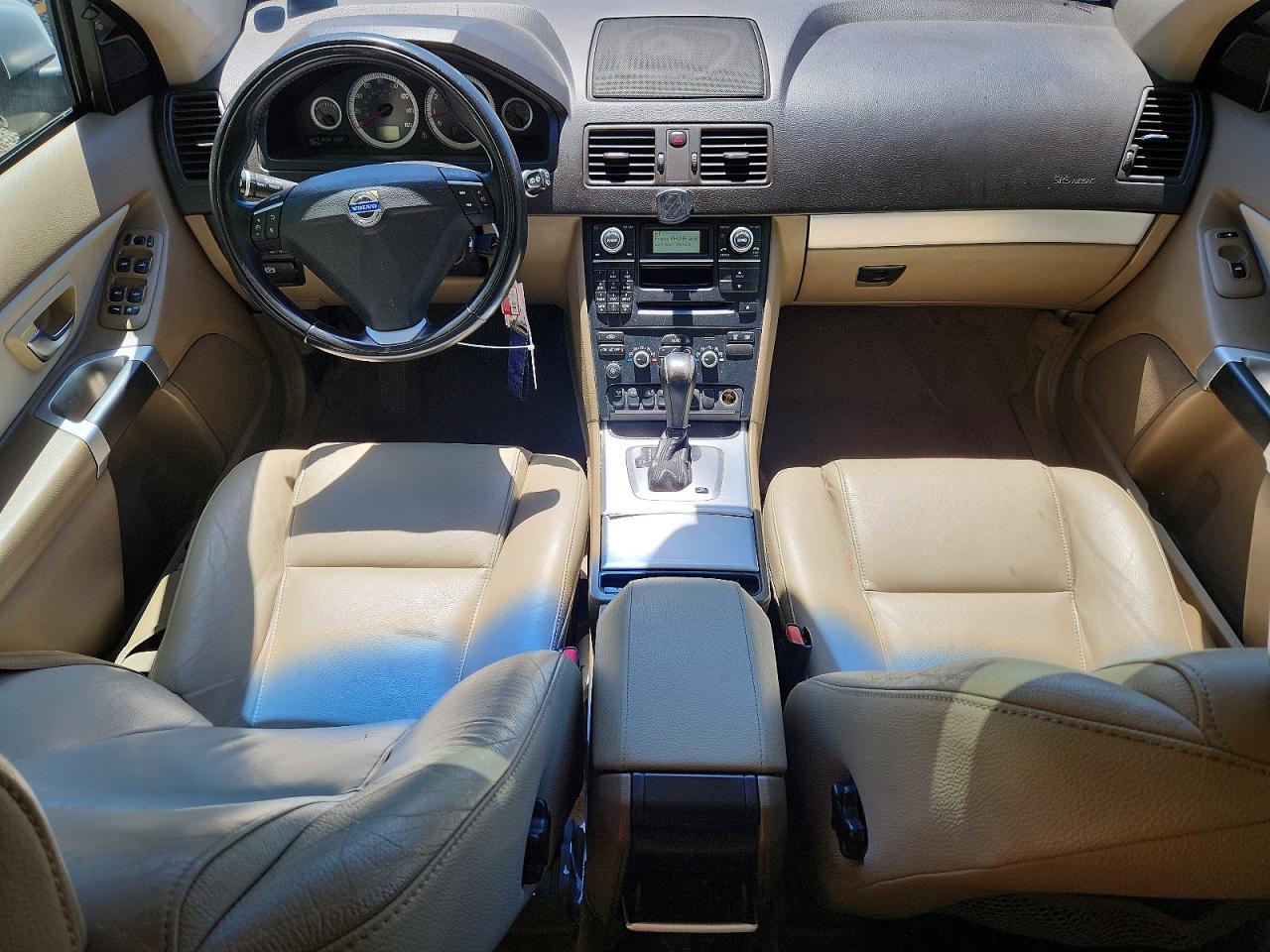 Volvo XC90 3.2