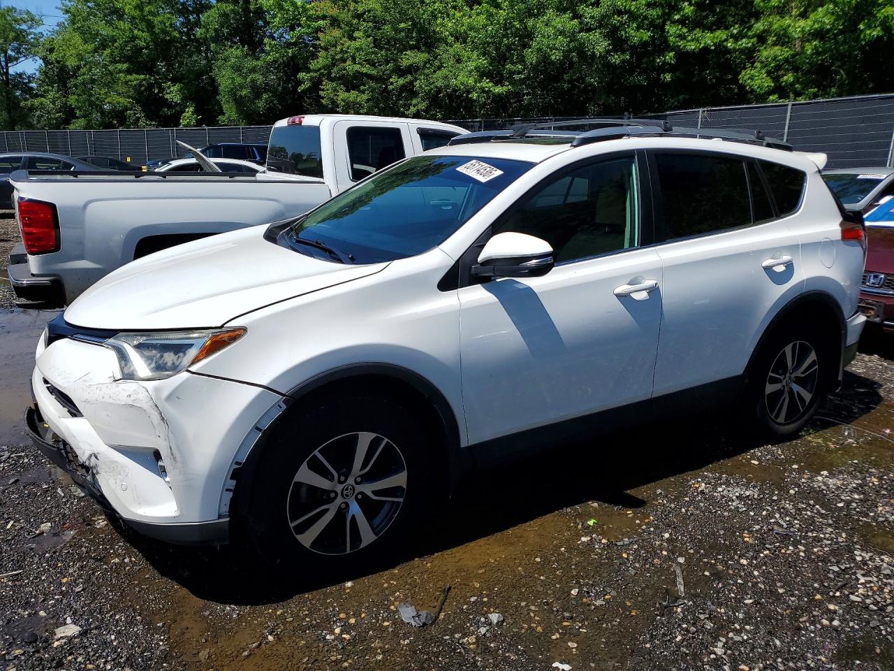 Salvage Toyota RAV4 Image