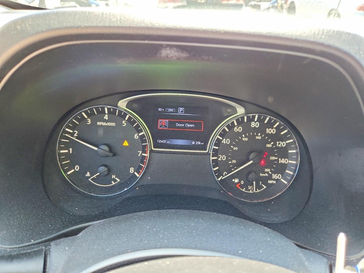 Nissan Pathfinder S