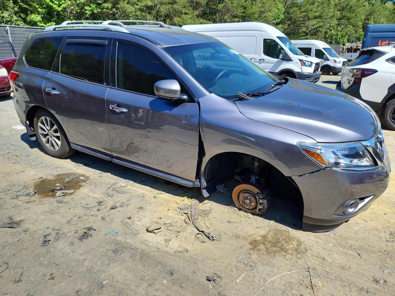 Nissan Pathfinder S