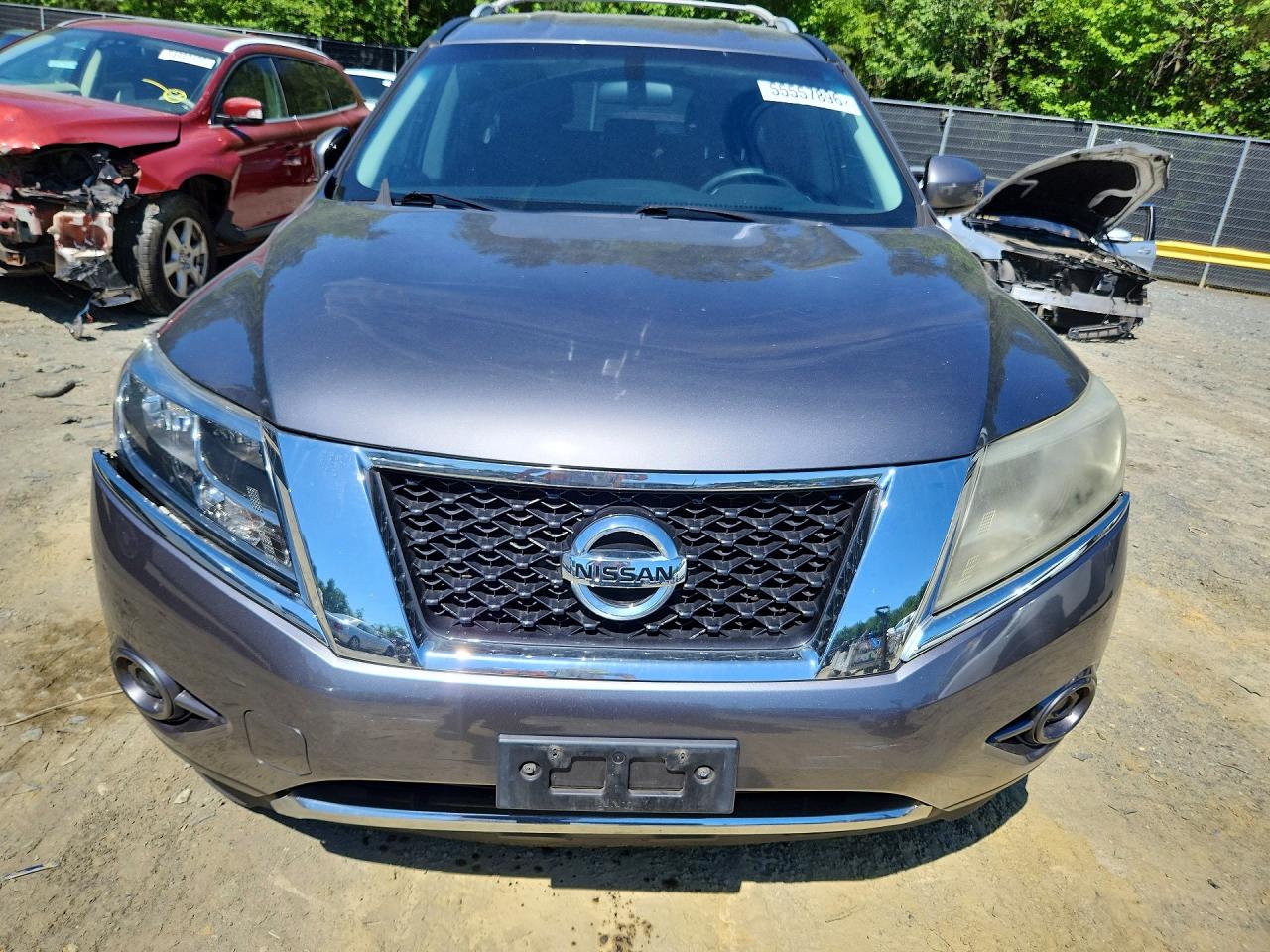 Nissan Pathfinder S