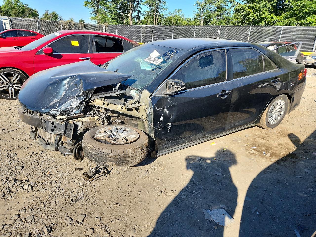 Salvage Toyota Camry Image