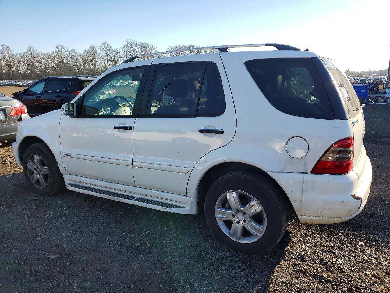 Mercedes-Benz M-Class 500