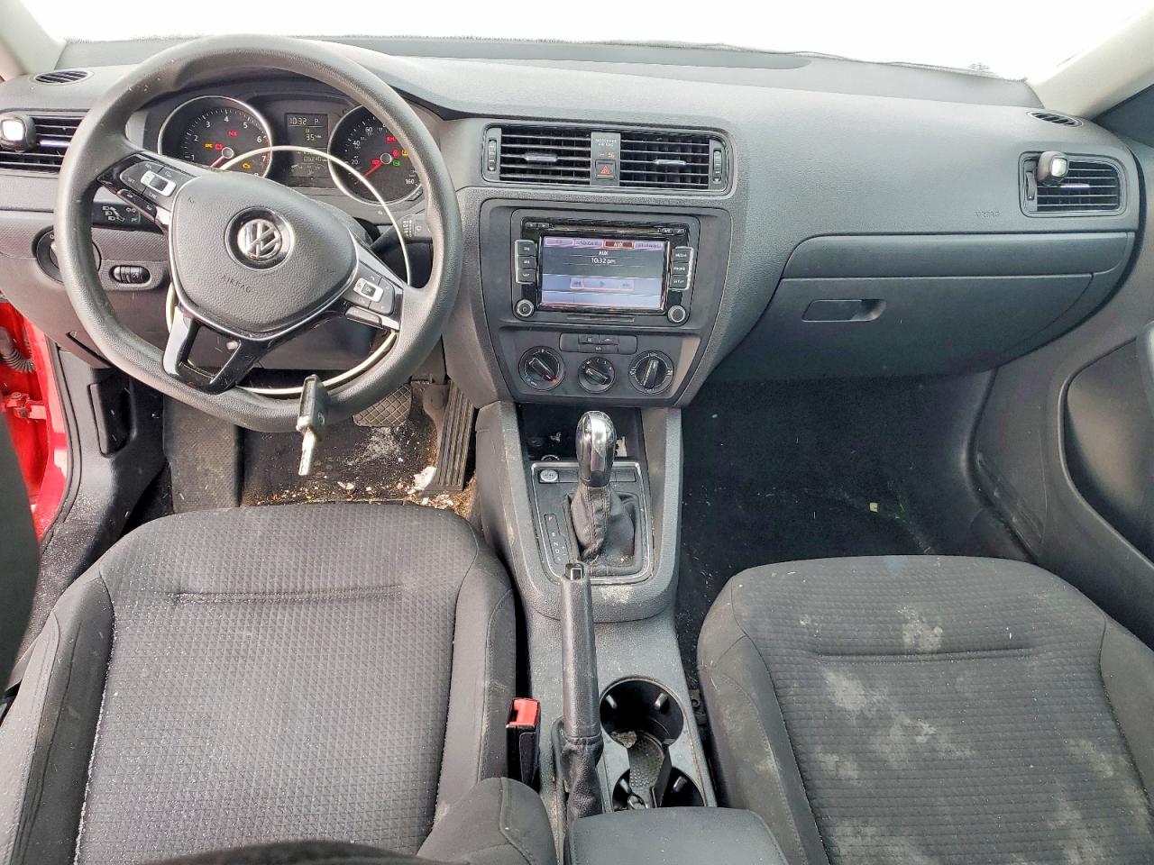 Volkswagen Jetta Base