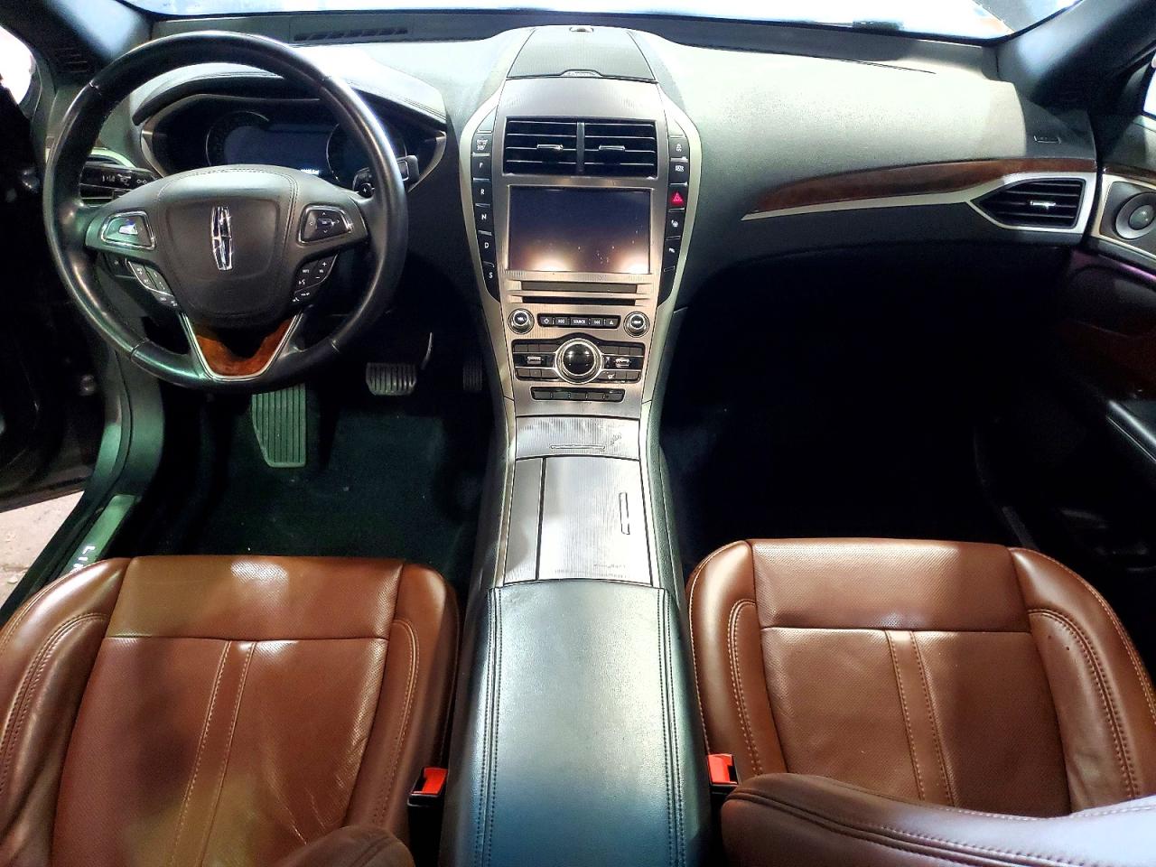 Lincoln MKZ Reserve