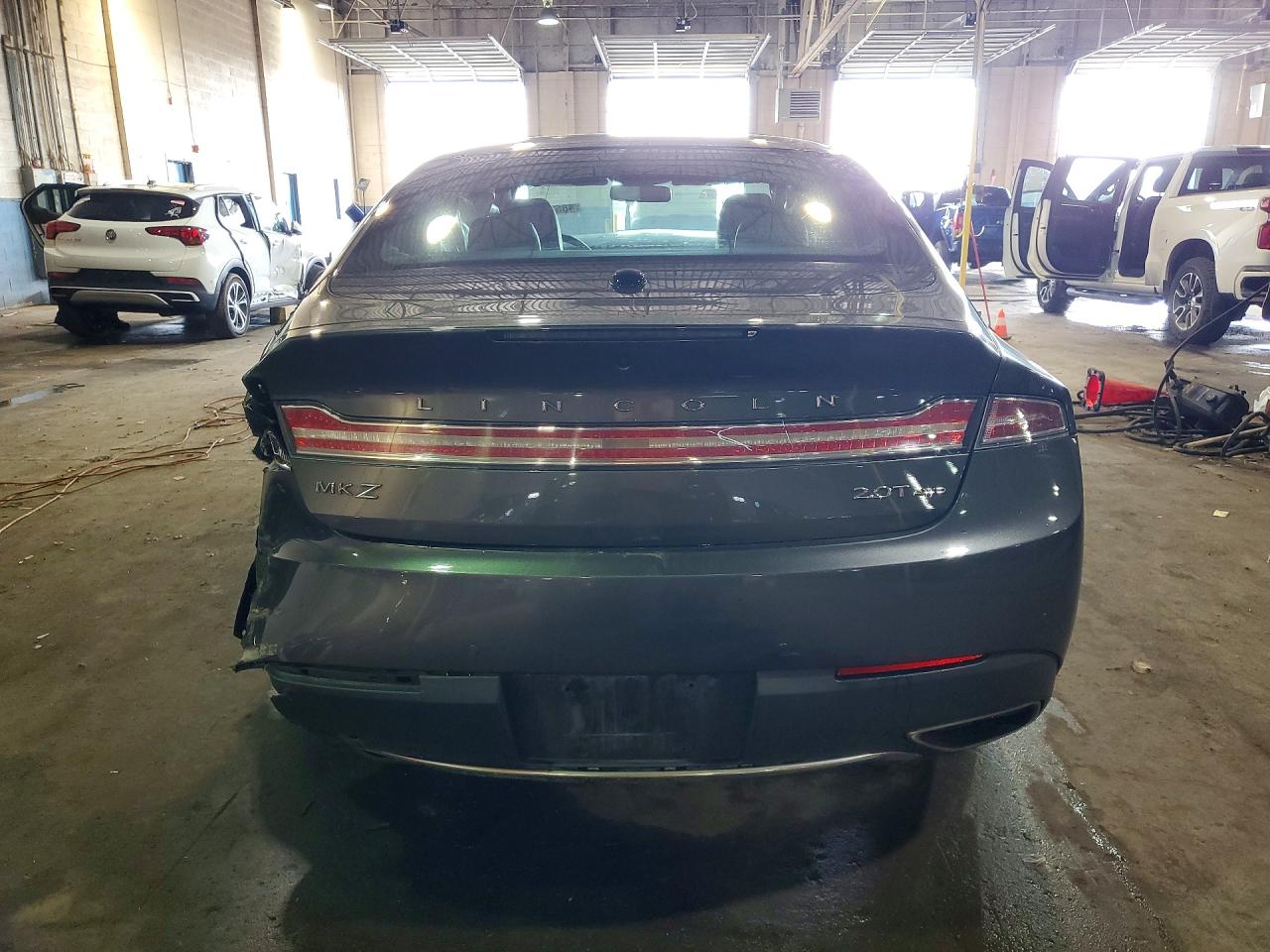 Lincoln MKZ Reserve