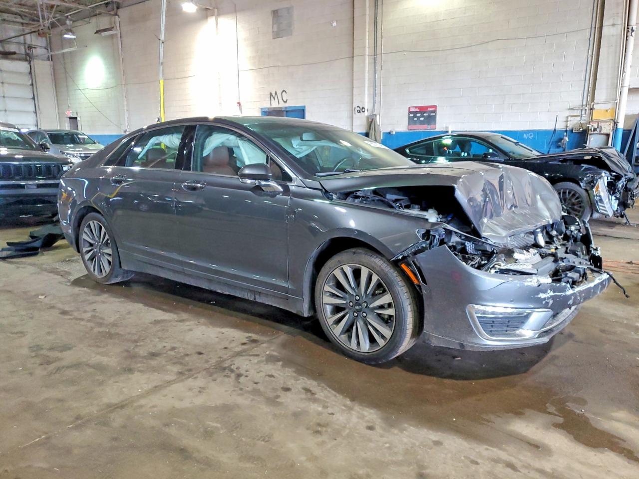 Lincoln MKZ Reserve