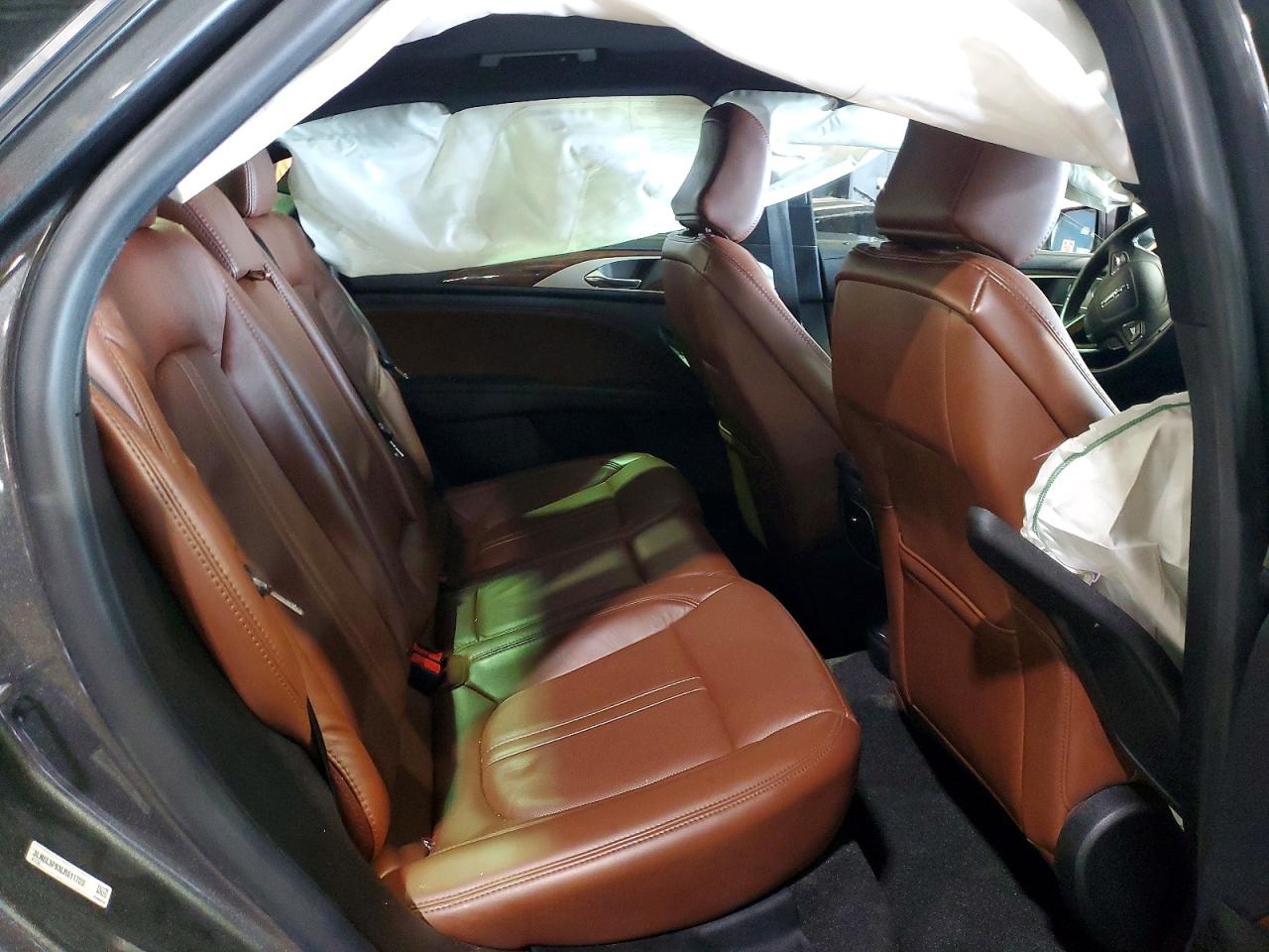 Lincoln MKZ Reserve