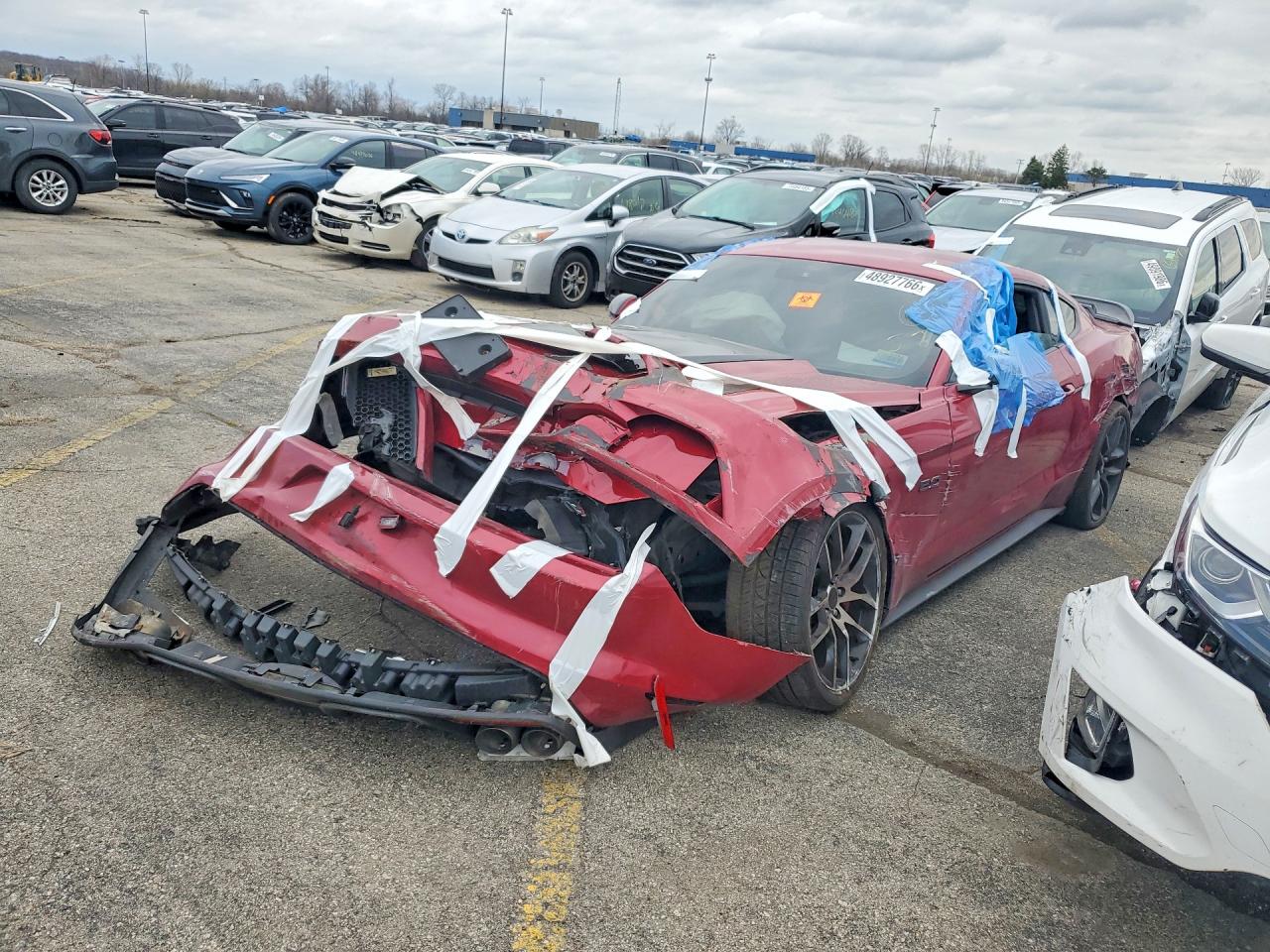 Salvage Ford Mustang Image