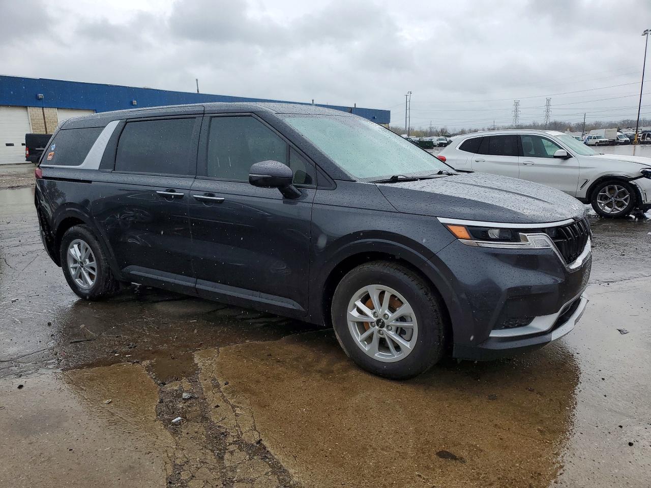 Kia Carnival Lx