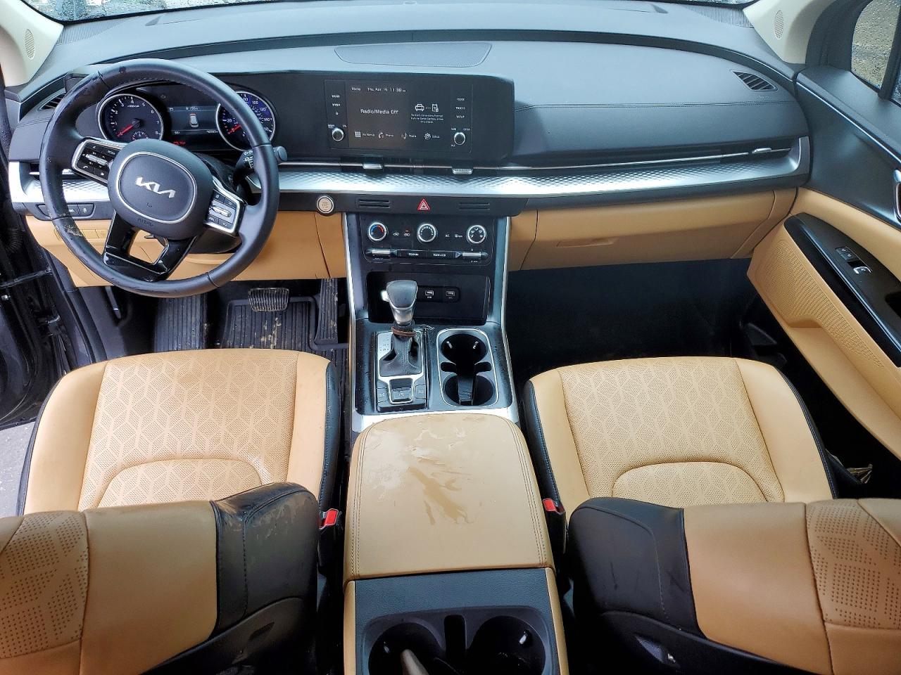 Kia Carnival Lx