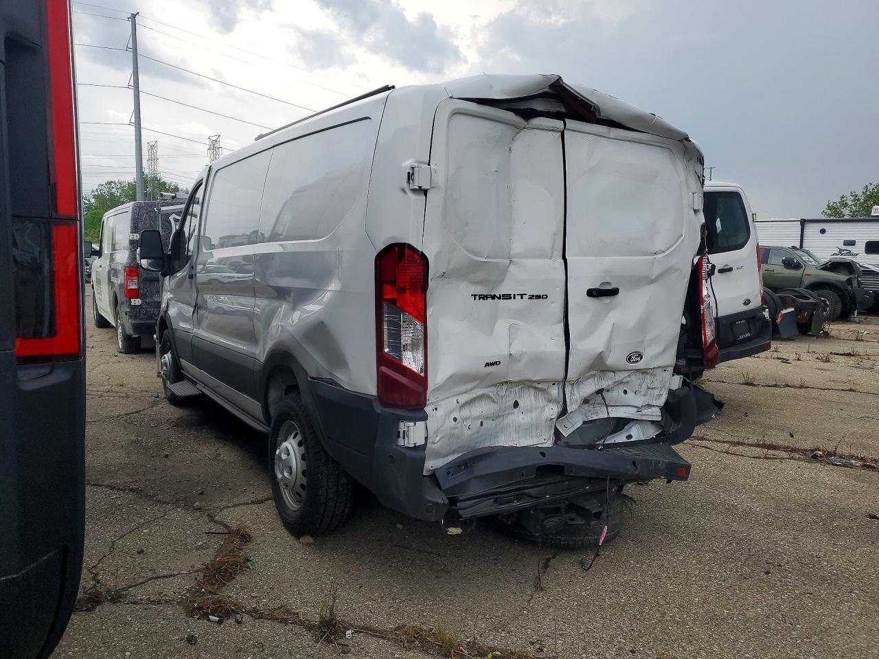 Ford Transit T-250