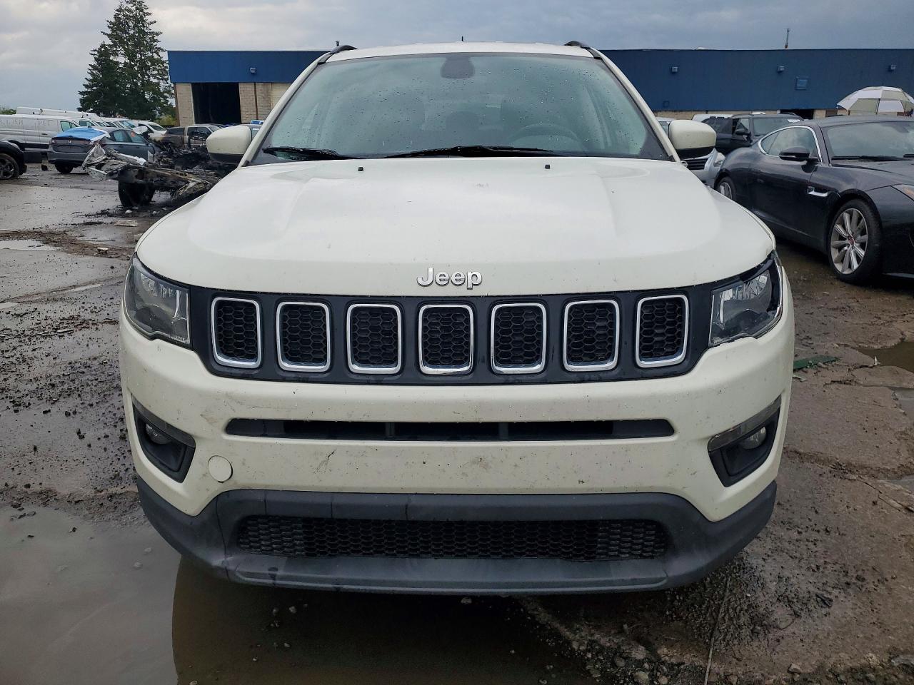 Jeep Compass Latitude