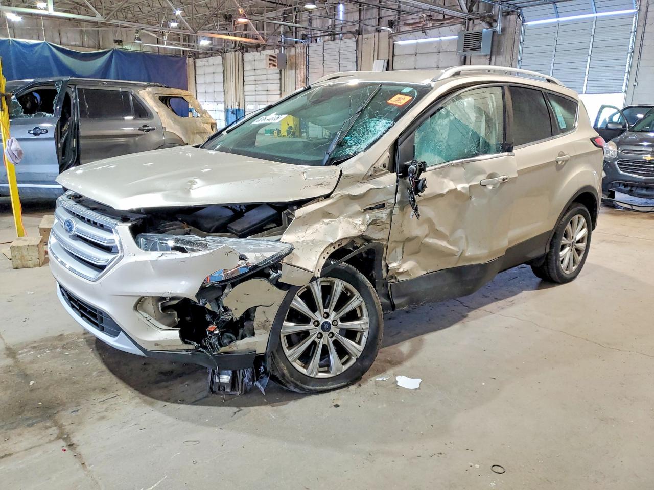 Salvage Ford Escape Image
