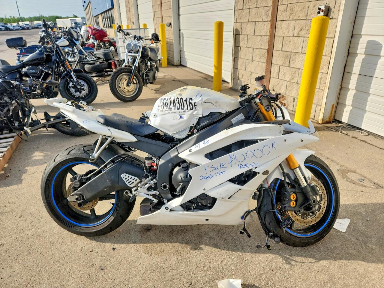 Salvage Yamaha Yzf Image